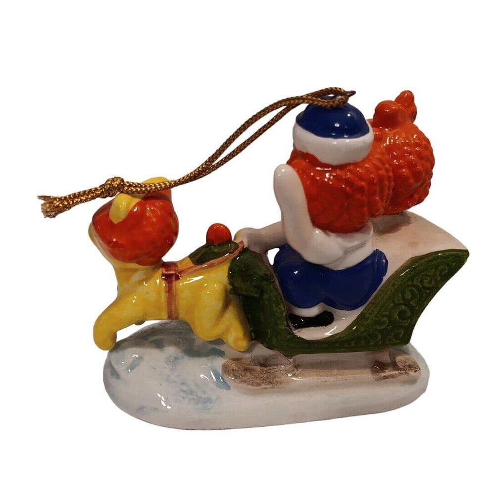Schmid Raggedy Ann Andy Snowtime Frolic 1980 Vintage Christmas Tree Ornament - Picture 3 of 11